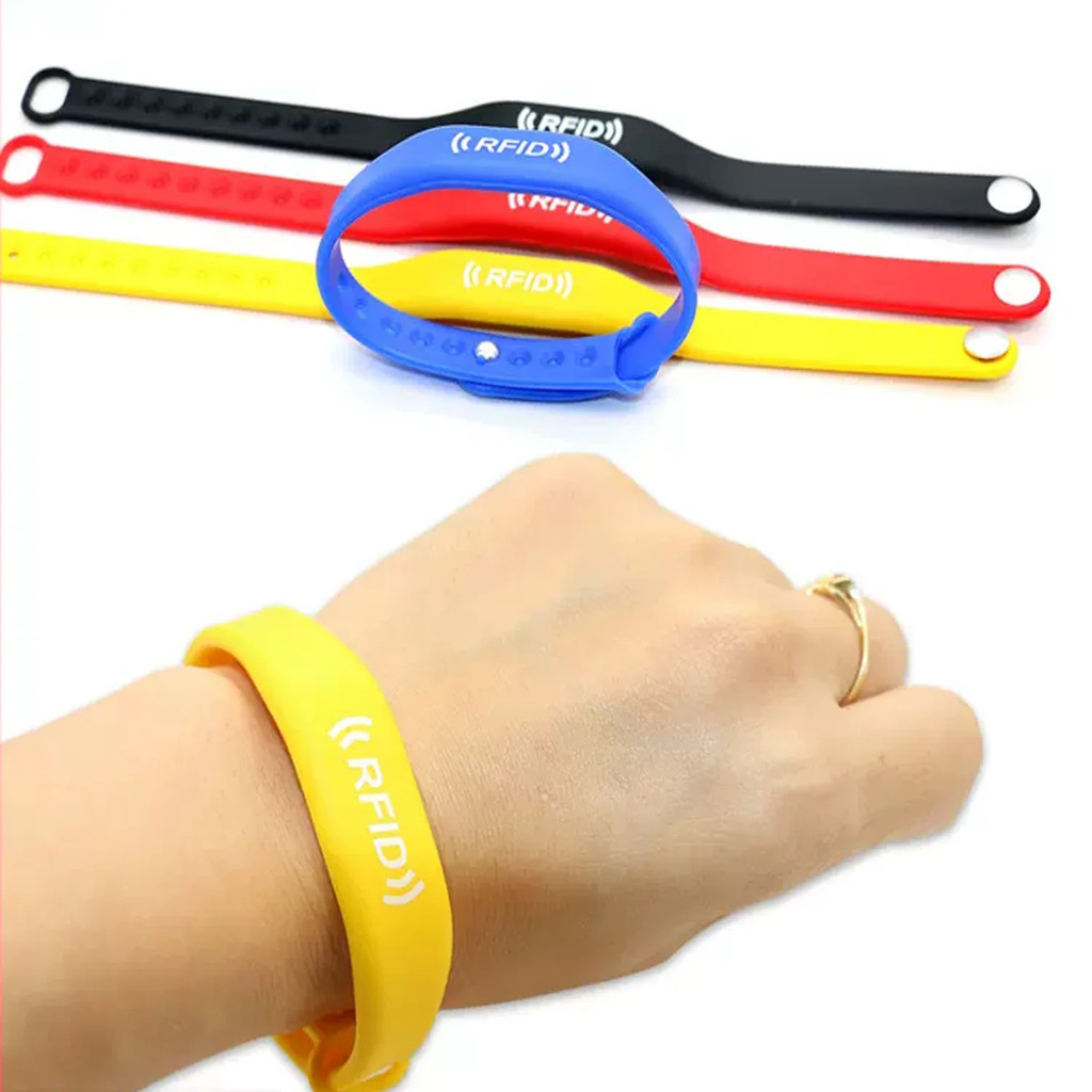 

1PCS Smart Chip Bracelet CUID Rewritable Label Waterproof Silicone Wristband 13.56mhz Badge Copy IC Token Clone Copier Write