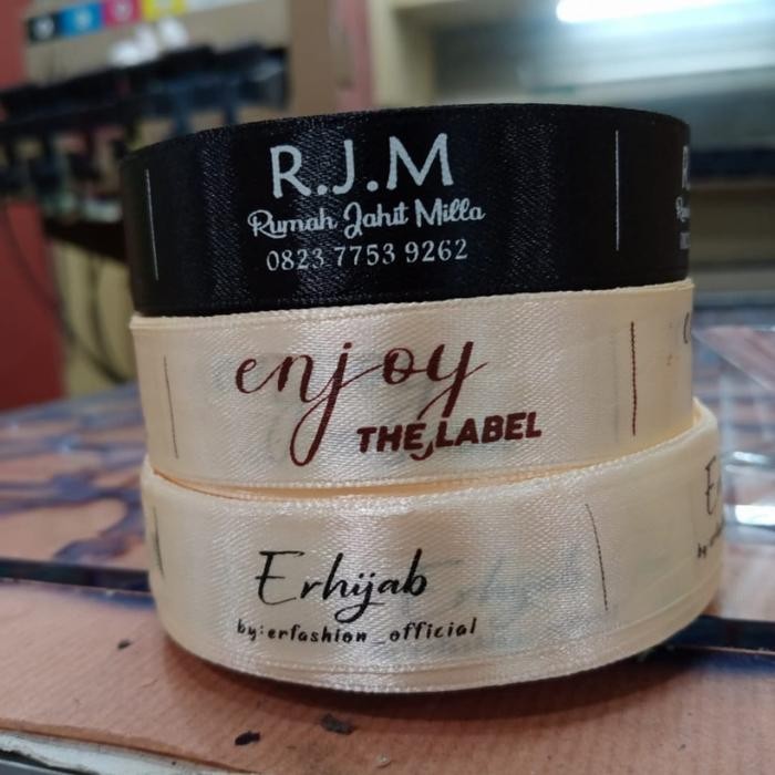 

⦅PROMO BEST QUALITY⦆ LABEL BAJU SATIN FREE DESIGN 2-4HARI JADI!! - 2cm