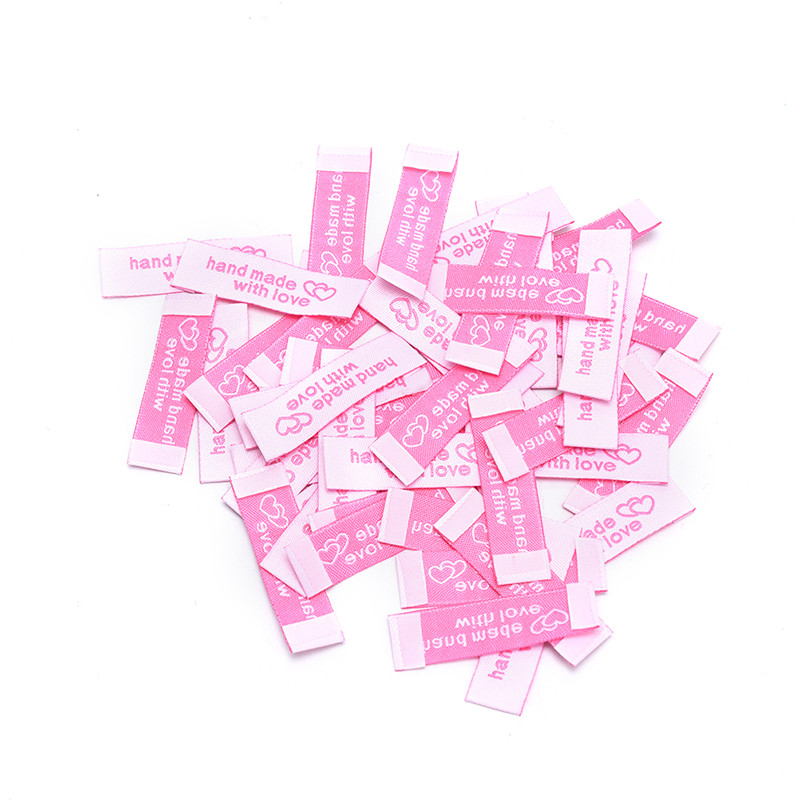 

50PCs Handmade Embroidered Labels Tags Polyester Hand Made With Love Label For DIY Hat Bags Scarf Tag Garment Sew Accessories