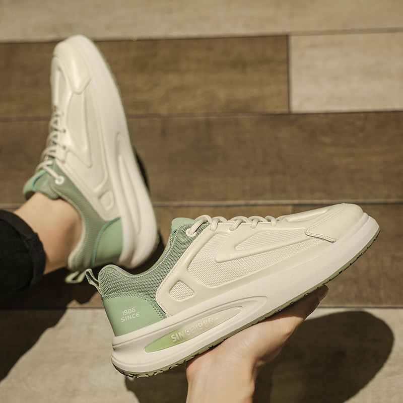 

2024 New Men's Sport Sneakers Breathable Mesh Fashion New Running Shoes High Quality Outdoor Casual Shoes