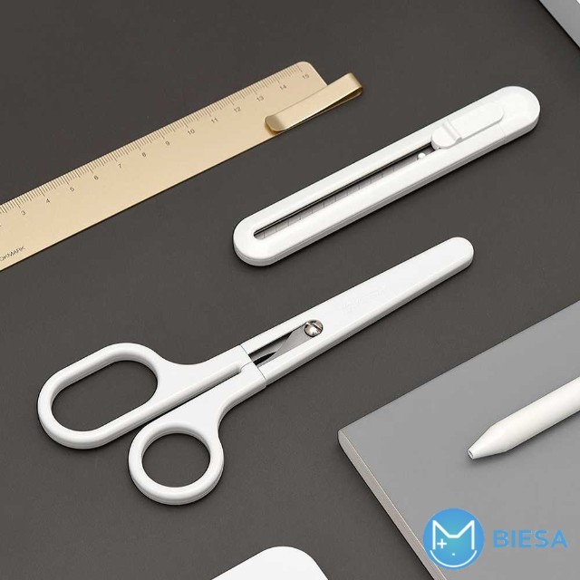 

Kaco LEMO Set Cutter dan Gunting SUS420J2 - Murah, Awet, dan Berkualitas Tinggi untuk Office dan DIY