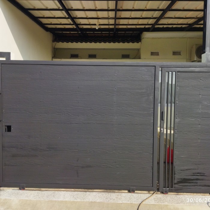 pagar dorong woodplank minimalis