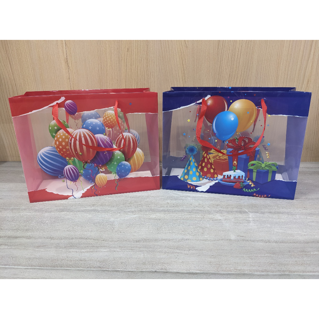 

Tas Mika PVC Hampers Murah Mika Doff / Tas PVC Doff Motif Flowers / Tas Mika Happy Birthday / Goodie bag Motif Flowers / Goodiebag Mika Motif Ulang Tahun | OAT01C1