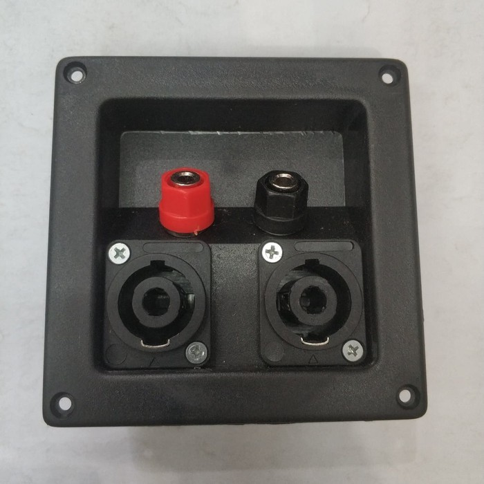 Terminal speakon speaker kotak atau segi plus spikon. terminal speaker spikon