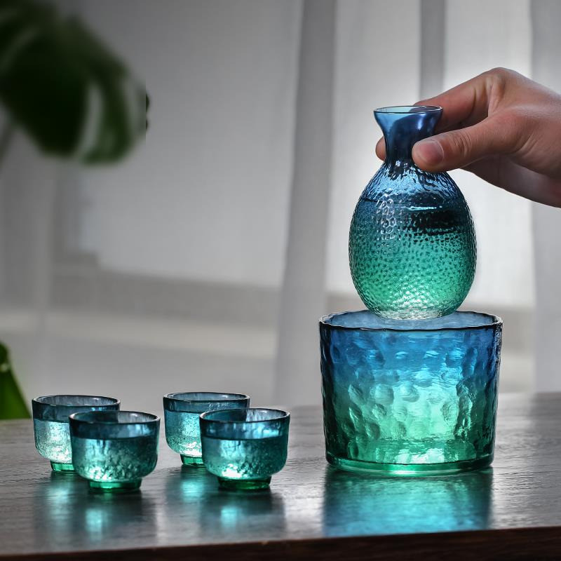 SSGP Set Teko & Cangkir Sake Jepang Elegan, 270ml + 4 Cangkir