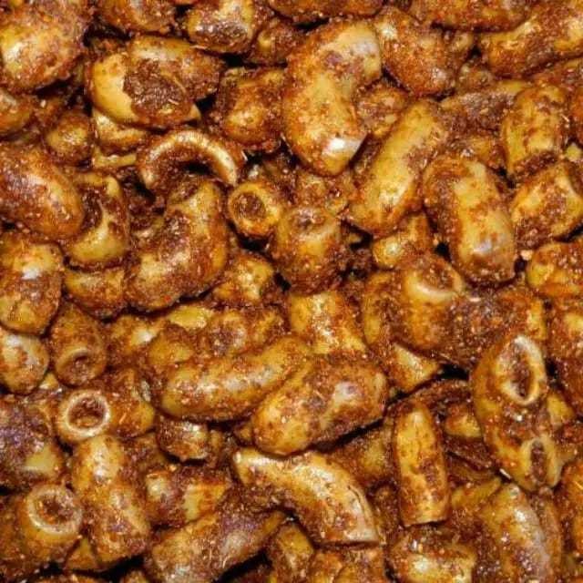 

Makaroni bantat 500gram pedas gurih daun jeruk/original gurih daun jeruk