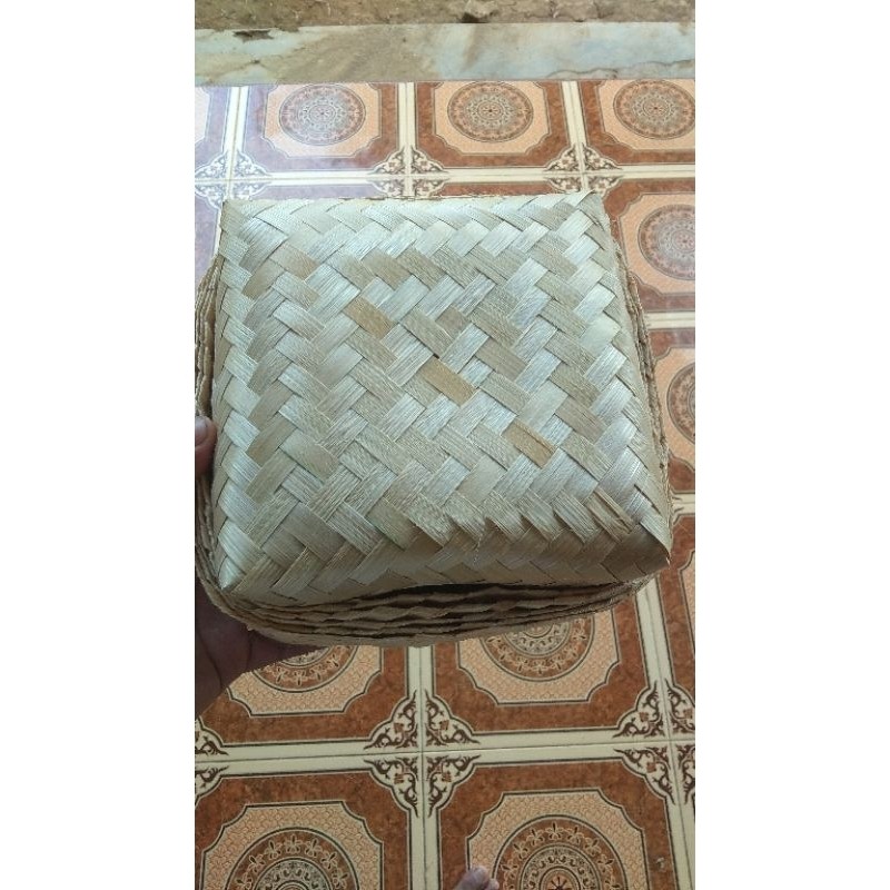 Ready besek bambu natural bagus per pcs/biji | besek bambu hampers | kotak hantaran hajatan lebaran 