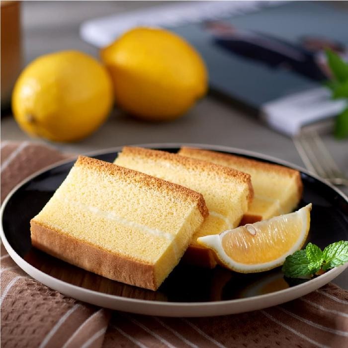 

RIOUS GOLD CAKE LEMON CHEESE MINI