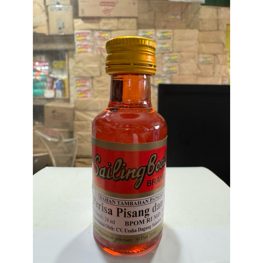 

Sailing boat minyak pisang 28ml @ 12 botol / 1 box