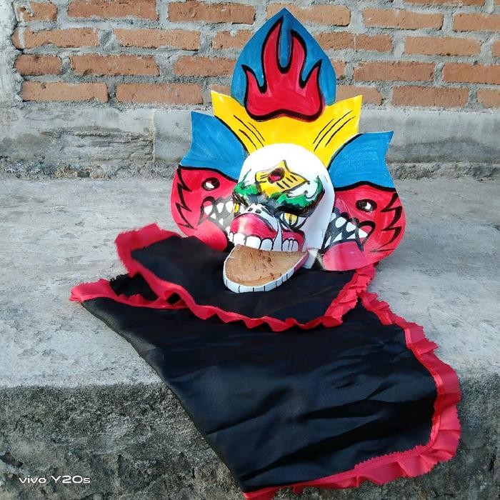 

* Mainan Tradisional Barongan Caplokan Spon sedang lancip Anak 1-4 Tahun Kain Panjang Jaranan Kuda Lumping - Anak-Anak *