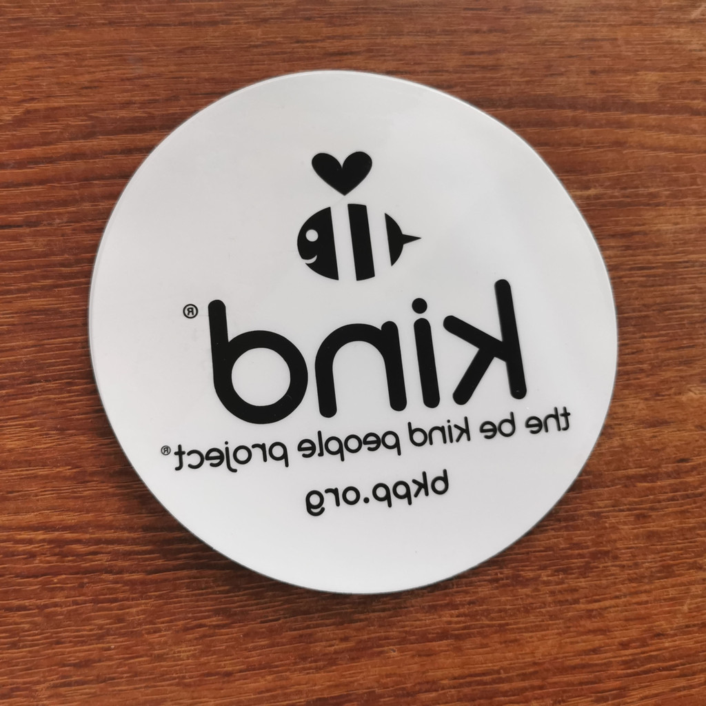 

High-quality custom transparent die-cut stickers, self-adhesive waterproof vinyl stickers, logo printed labels, holographic PVC