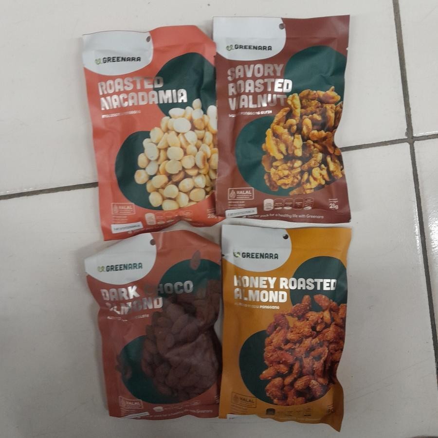 

Greenara Kacang Varian ROASTED MACADAMIA / SAVORY ROASTED WALNUT / HONEY ROASTED ALMOND / DARK CHOCO ALMOND 28gr