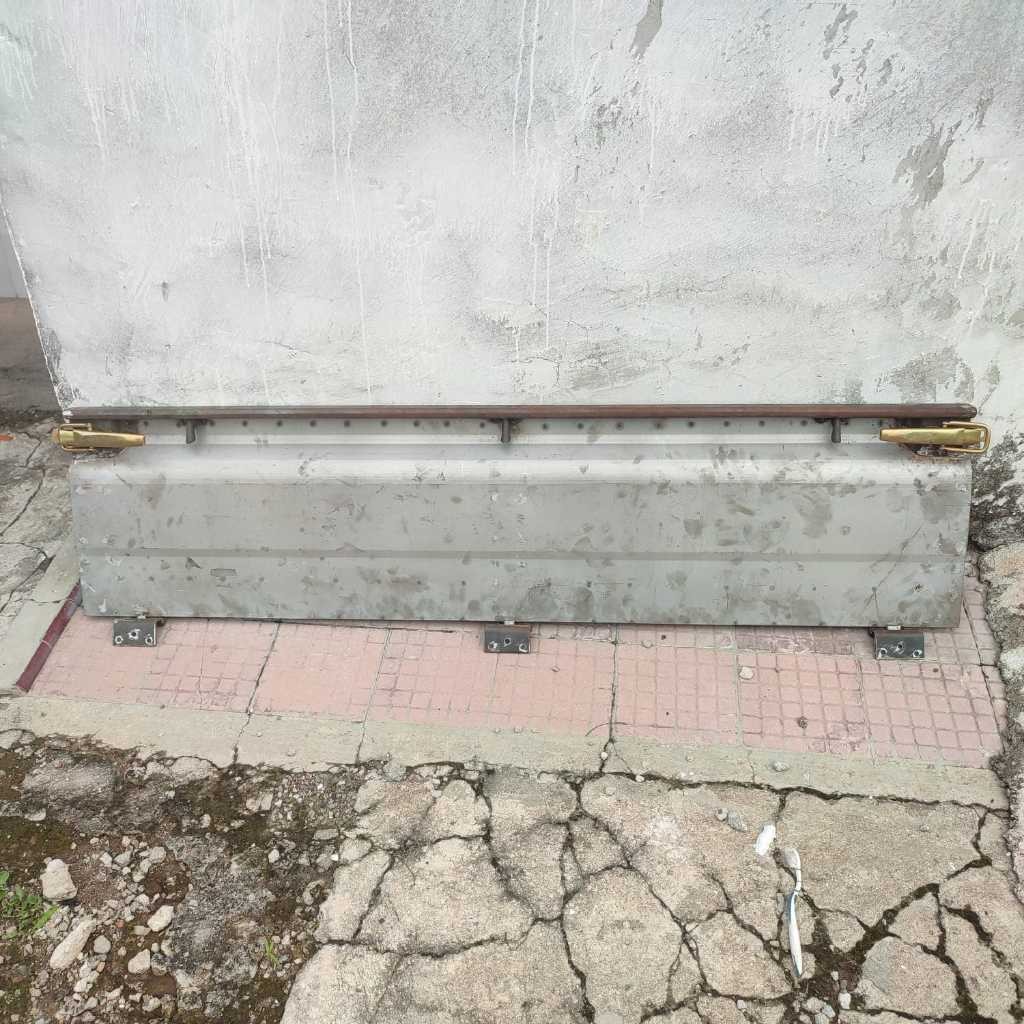 Pintu Bak Pick Up L300 Bukan Original Tebeng Bak L300 Pick Up Pintu Belakang L300 Pick Up Pintu Bak