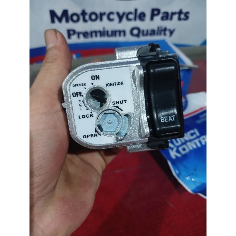 kunci motor scoopy fi 2012-2016/kunci motor assy scoopy fi/satu set