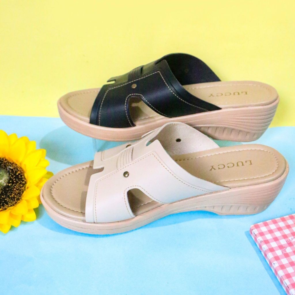Sendal Wedges Wanita Kekinian Jumbo  - Model Slop Simple Import Korea Big Size Ukuran 41 42 43