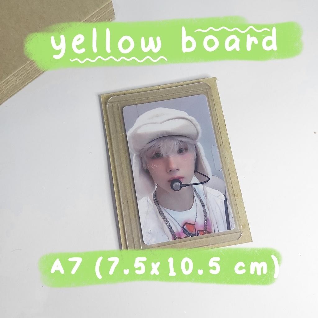 

2pcs - yellow board A7 packing photocard no.30