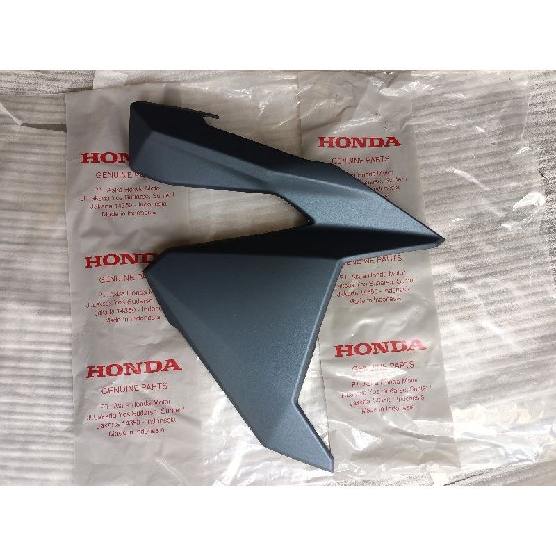 sayap Vario 150 old cover R front Vario 150 old k59 2015-2017 biru dof original