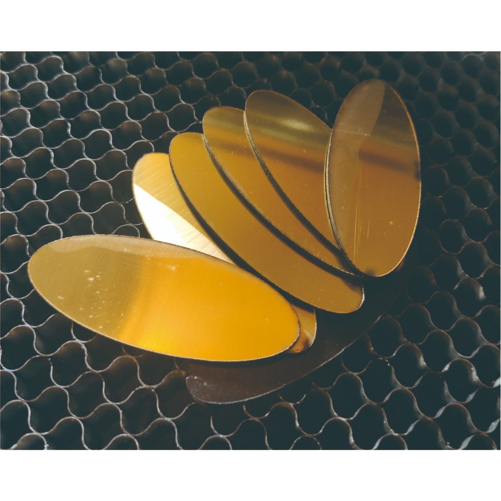 

Bahan Name Tag GOLD SINTETIS dn SILVER SINTETIS (OVAL)/Papan Nama Dada