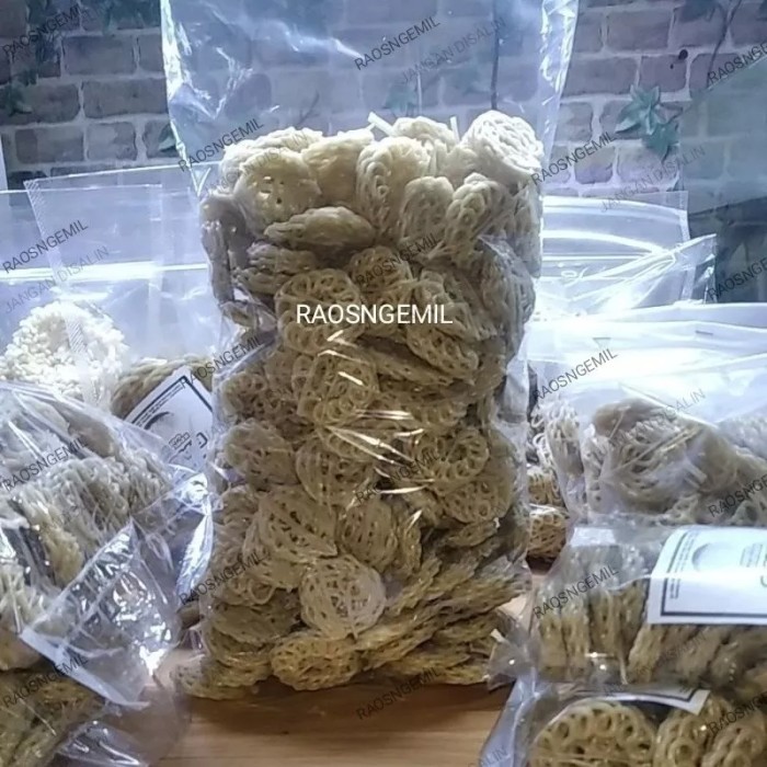 

zagoon KERUPUK MAWAR MENTAH KECIL ISI 220pcs 1KG MURAH - 250g