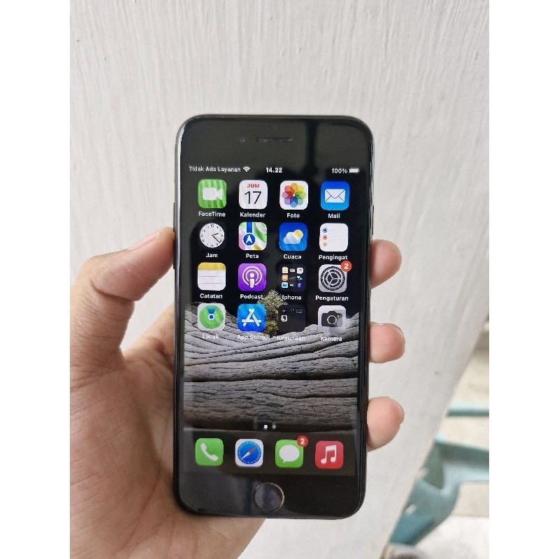 iphone 7 128gb (wifi only)