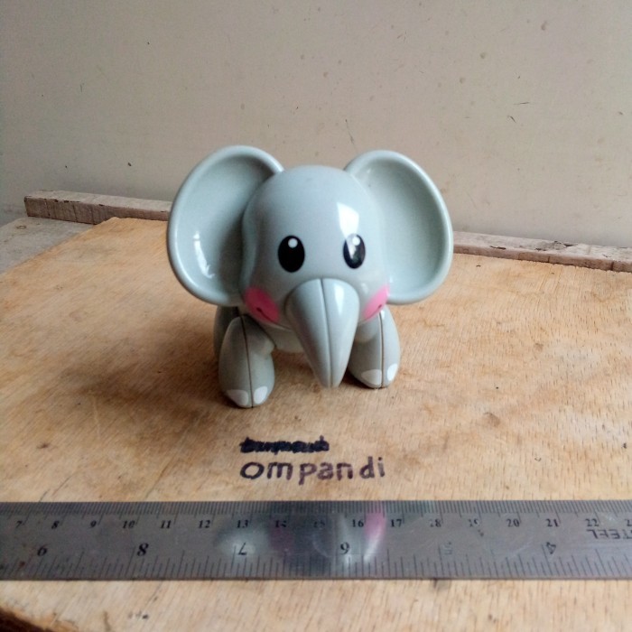 FT88 figure hewan gajah Tolo kode 01