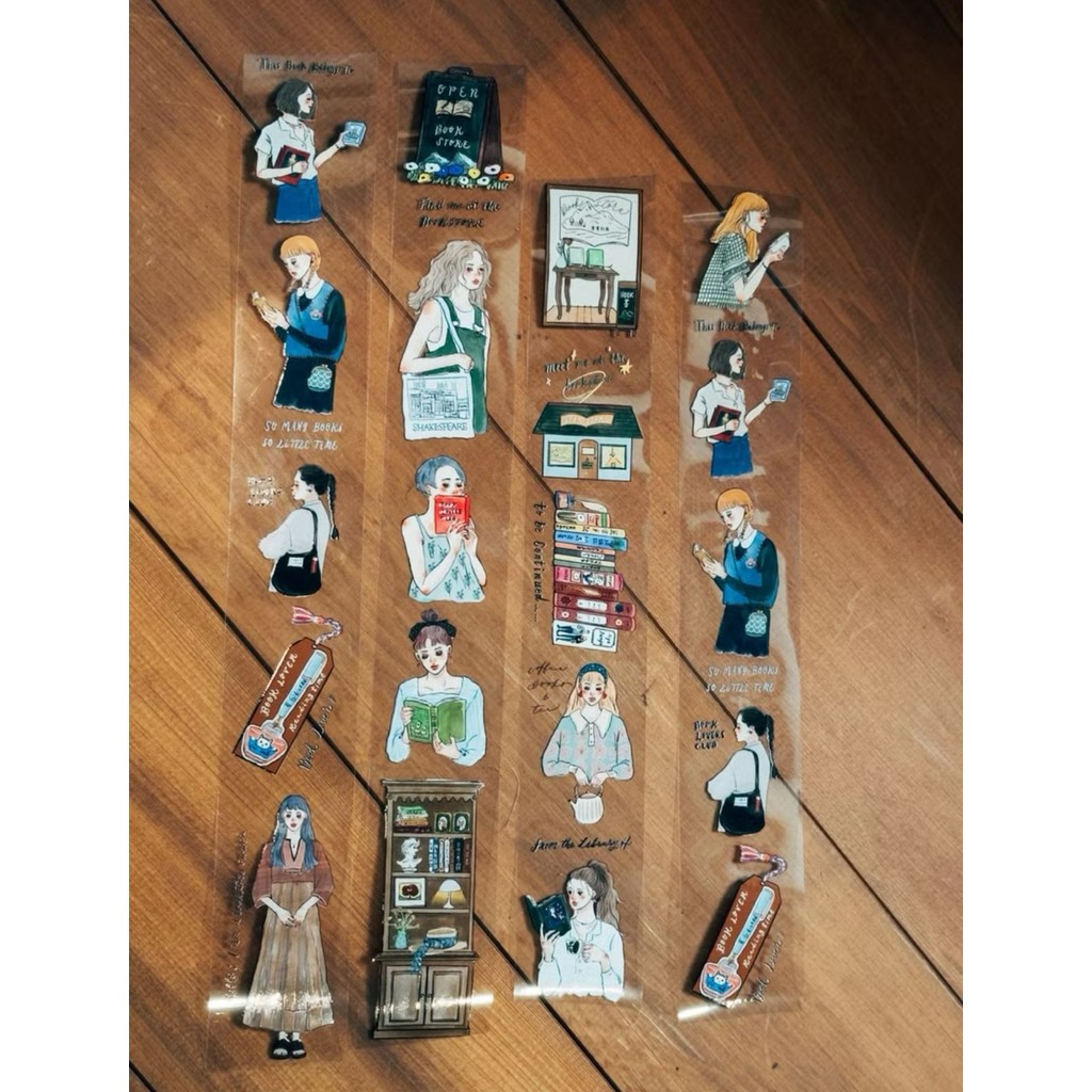 

La Dolce VIta Find Me at the Bookstore Woman PET Sampler 90cm