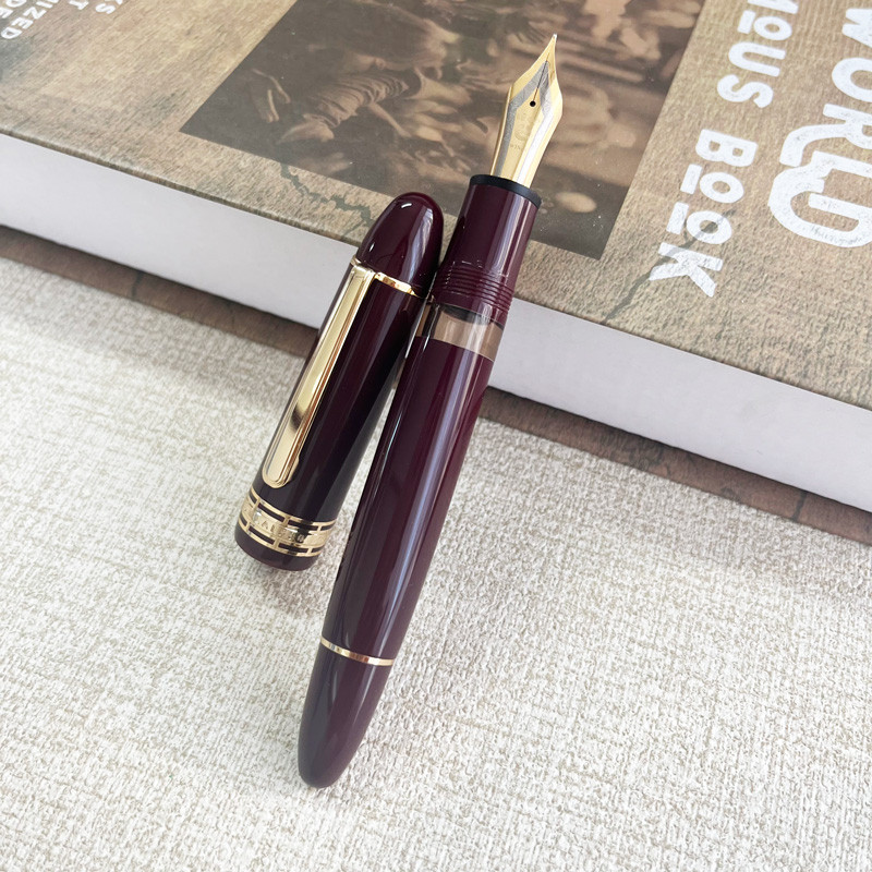 

Wing Sung 630 Brief Fountain Pen Iraurita Nib 0.5~0.7mm Nib Piston Resin Gold Clip Pen Stationery Business Gifts Writing