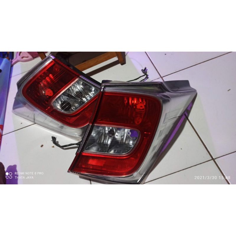 Stoplamp honda freed lampu belakang honda freed