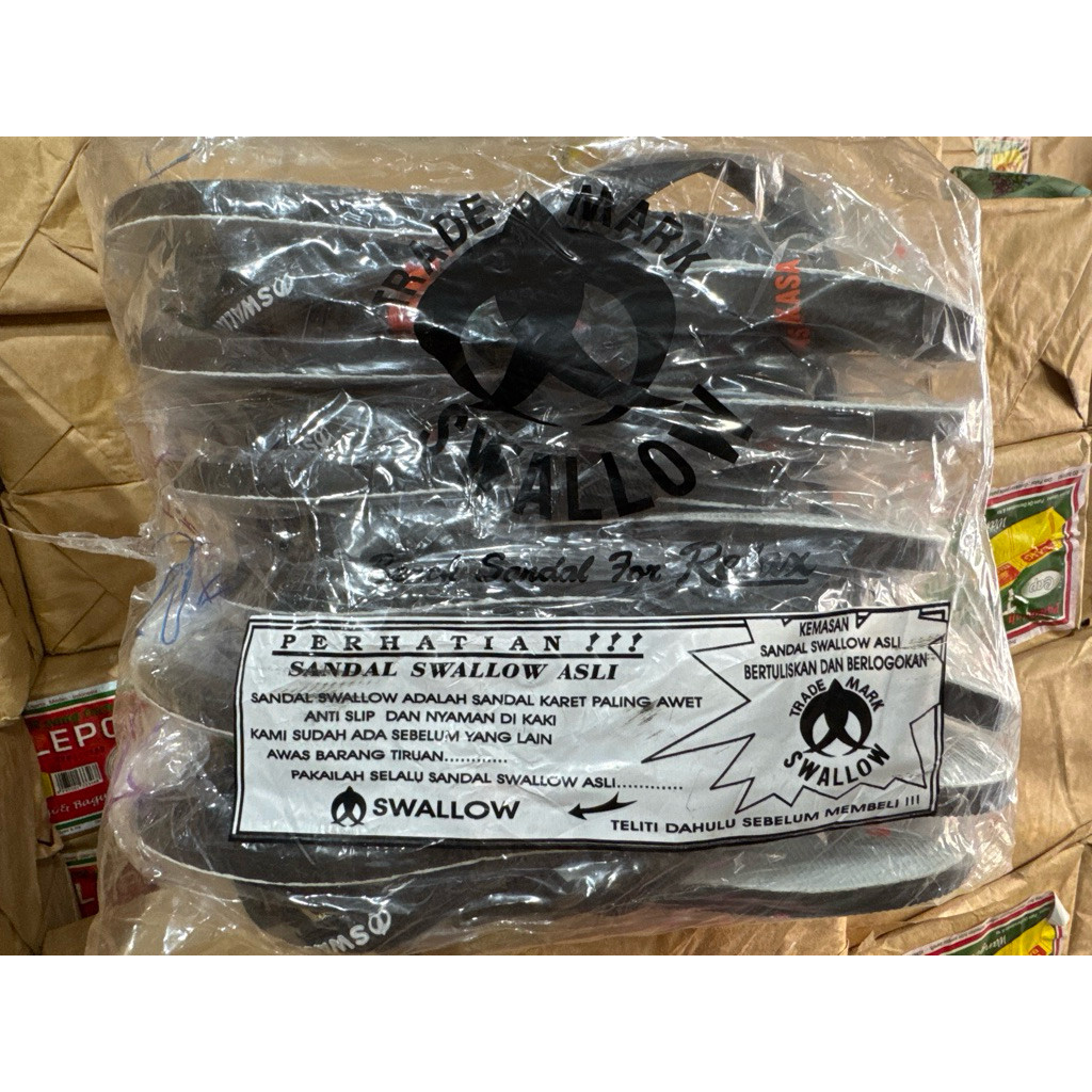 Sandal Swallow Hitam Putih @ 6 pasang / 1 pak