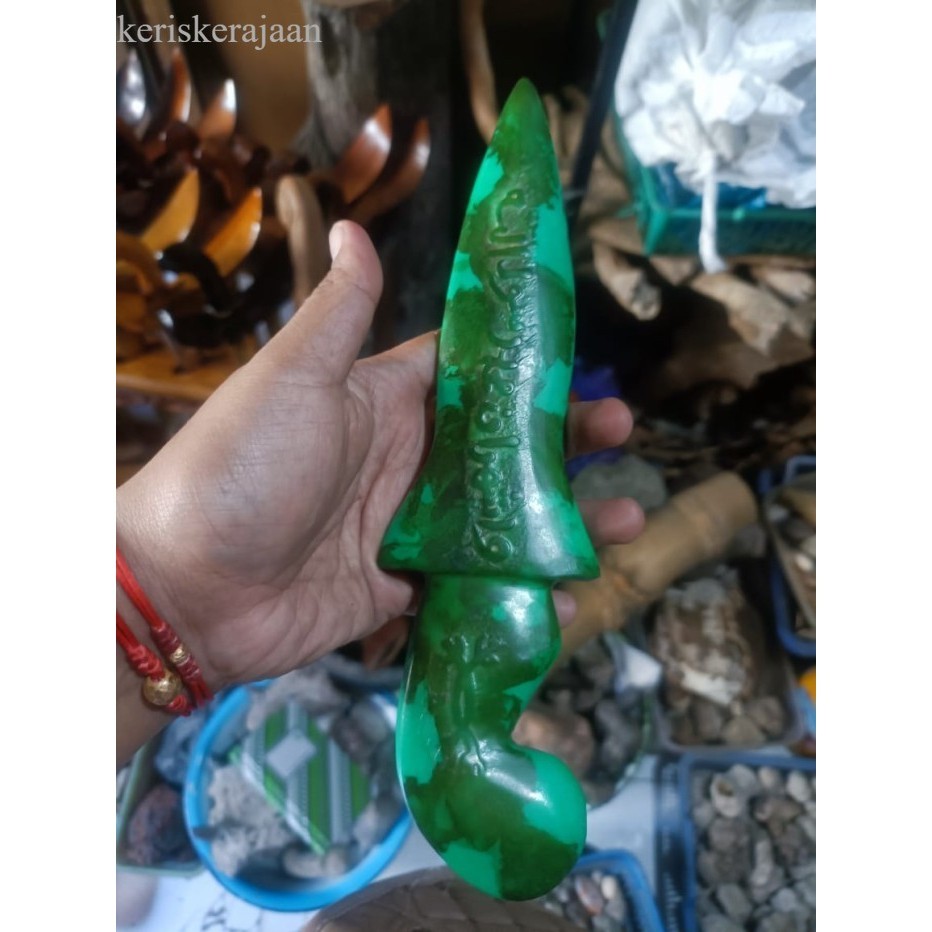 

belati giok ori termurah kinatah rajah arab ori ughiur tiongkok bk Keris sengkelat majapahit mataram kartosuro kartasura Surakarta Yogyakarta nagasasra sabuk inten keris kriss nogososro BalineseJawa antik
