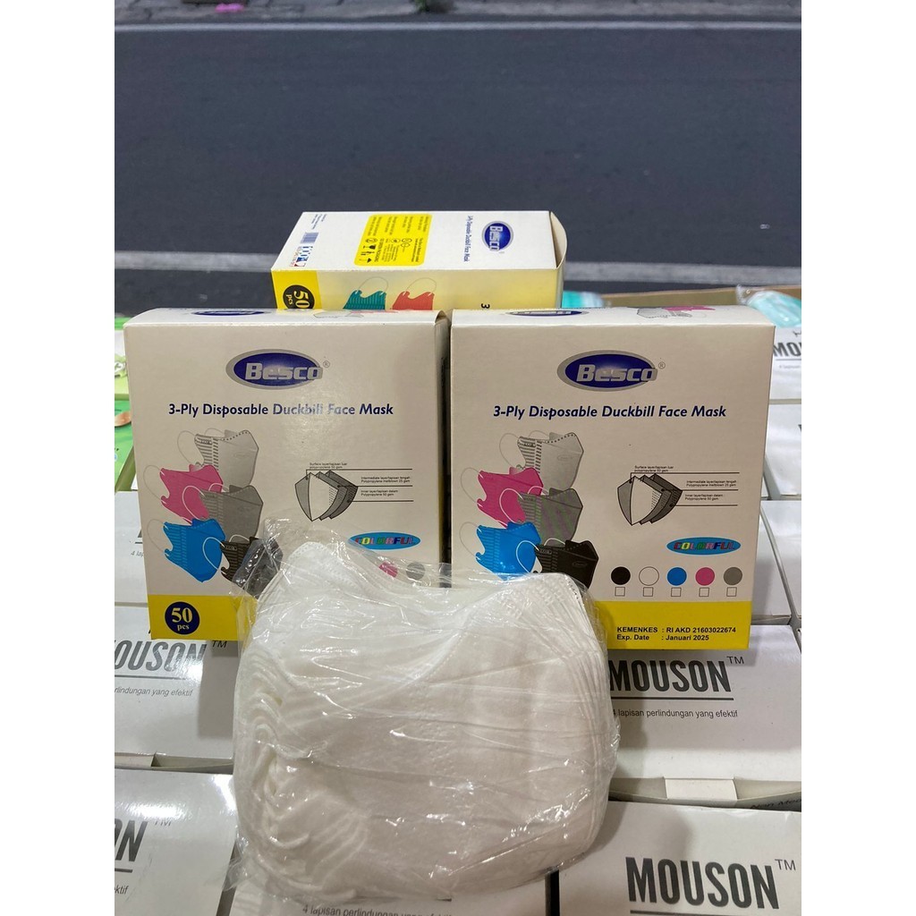 MASKER DUCKBILL EARLOOP BESCO HITAM PUTIH