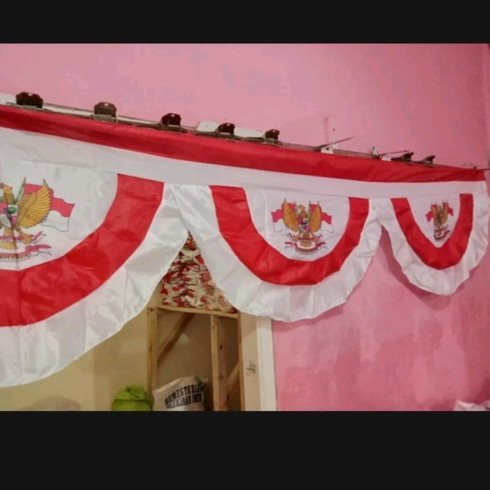

Andma Umbul umbul Bendera Merah Putih Bekron Background Hias Garuda