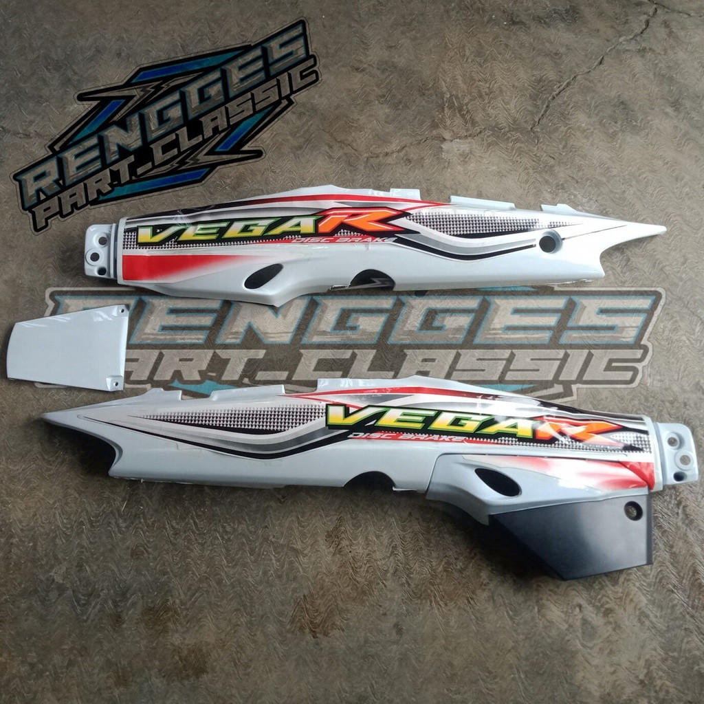 body set box aki vega r lama putih  set striping merah putih 2005