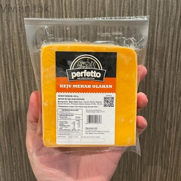 

vv Perfetto Red Cheddar Cheese 250GR - Label