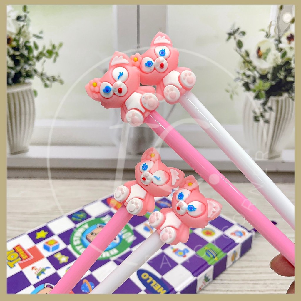

Pen / Pulpen / Bolpen Gel Tinta Hitam Karakter Kucing Pink Stella Lou Duffy Cat Disney PG-1483 ATK Sekolah Anak Harga Grosir Ready COD