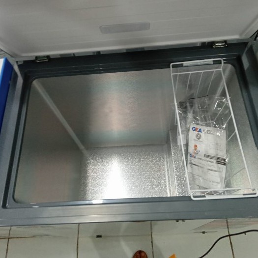 GEA AB 208 R Chest Freezer (200 L)