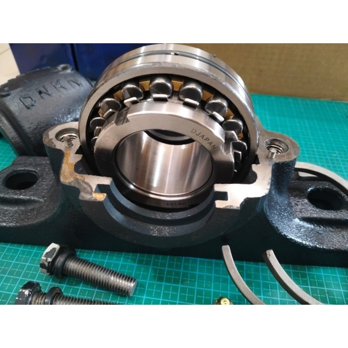Housing block unit SN 522 + bearing + adapter sleavee untuk as 4" inc