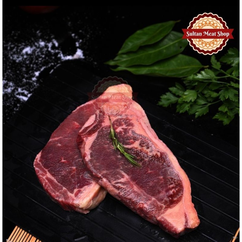 

Steak Sirloin striploin Black Angus Import AUS mb2+