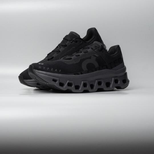 ON CLOUD Cloudmonster Women Black Magnet Authentic / Sepatu ON CLOUD Original