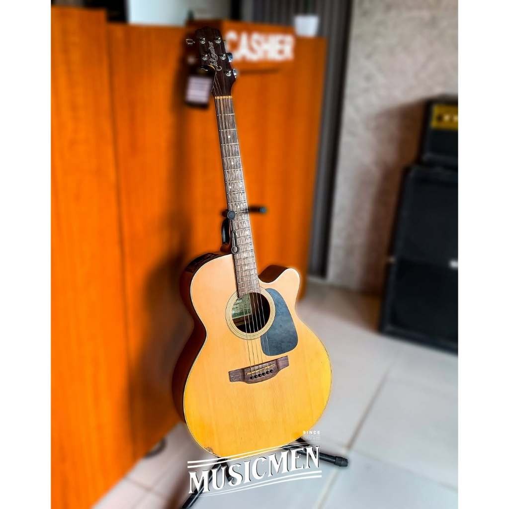 Gitar Akustik Takamine ED1NC