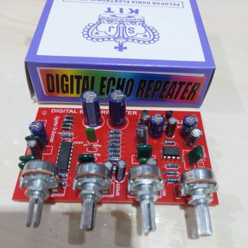 KIT ECHO 2 MIC, ECHO SUPER DIGITAL REVERB PLUS SIMETRIS