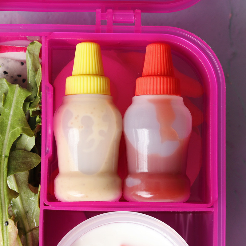 

2pcs/set 25ML Mini Tomato Ketchup Bottle Honey Mustard Portable Small Sauce Container Salad Dressing Container Pantry Containers