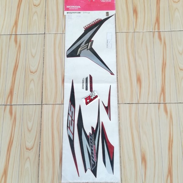 stripe grafik graphic sticker striping body bodi kanan original ori honda vario techno helm in 125 f