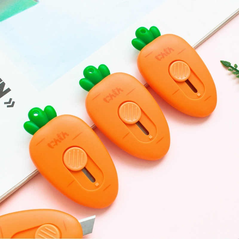 

Cutter Carrot Wortel Pisau Mini Cutter Motif