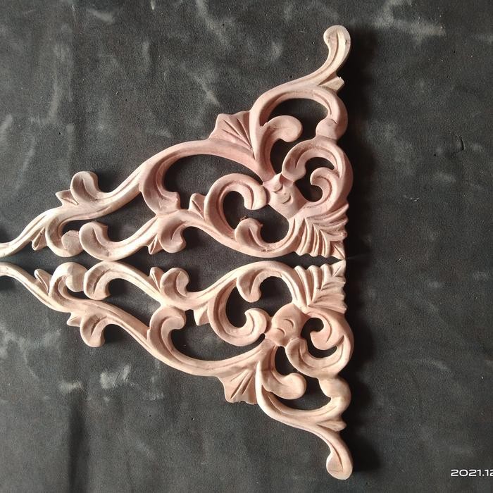 ornamen tempel ukiran sudut 30x16 xc2