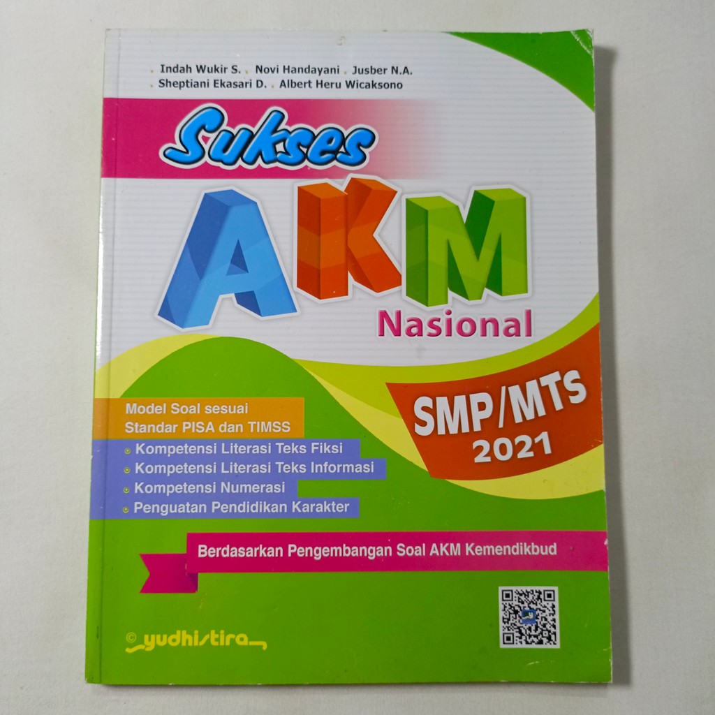 Buku Sukses AKM Nasional SMP/MTs 2021 - Yudhistira