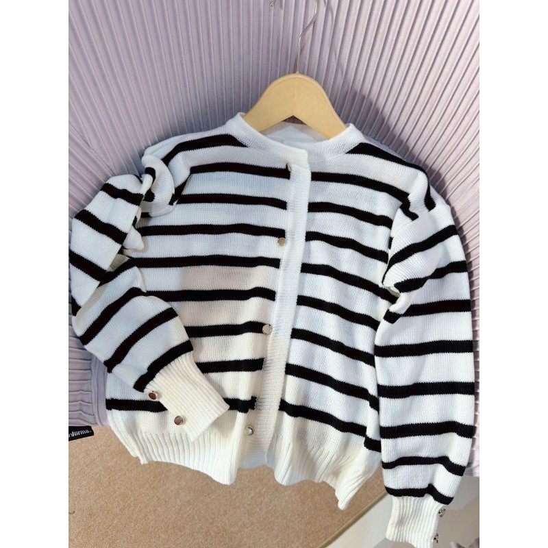 Baju Atasan Sweater Rajut perempuan Amira couple momCO