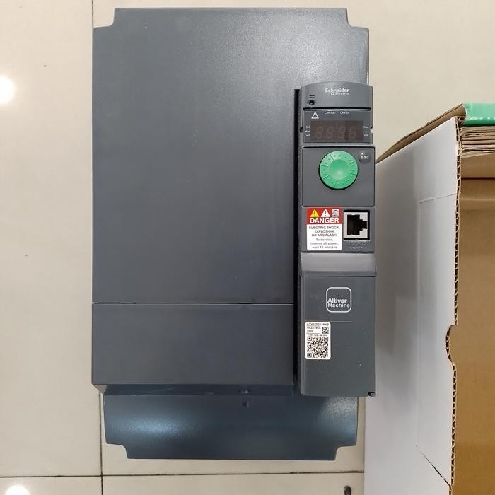 Inverter Schneider ATV320D11N4B 11kW 3 phase 380V INVERTER SCHNEIDER