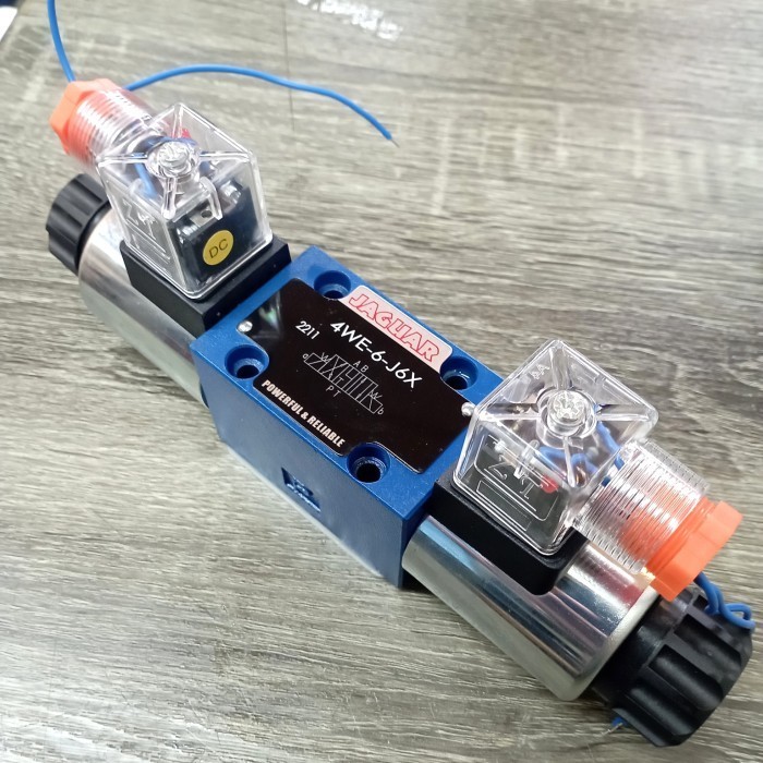 

SOLENOID VALVE HIDRAULIC JAGUAR 4WE 6 J6X AC220 / DC 24 VOLT