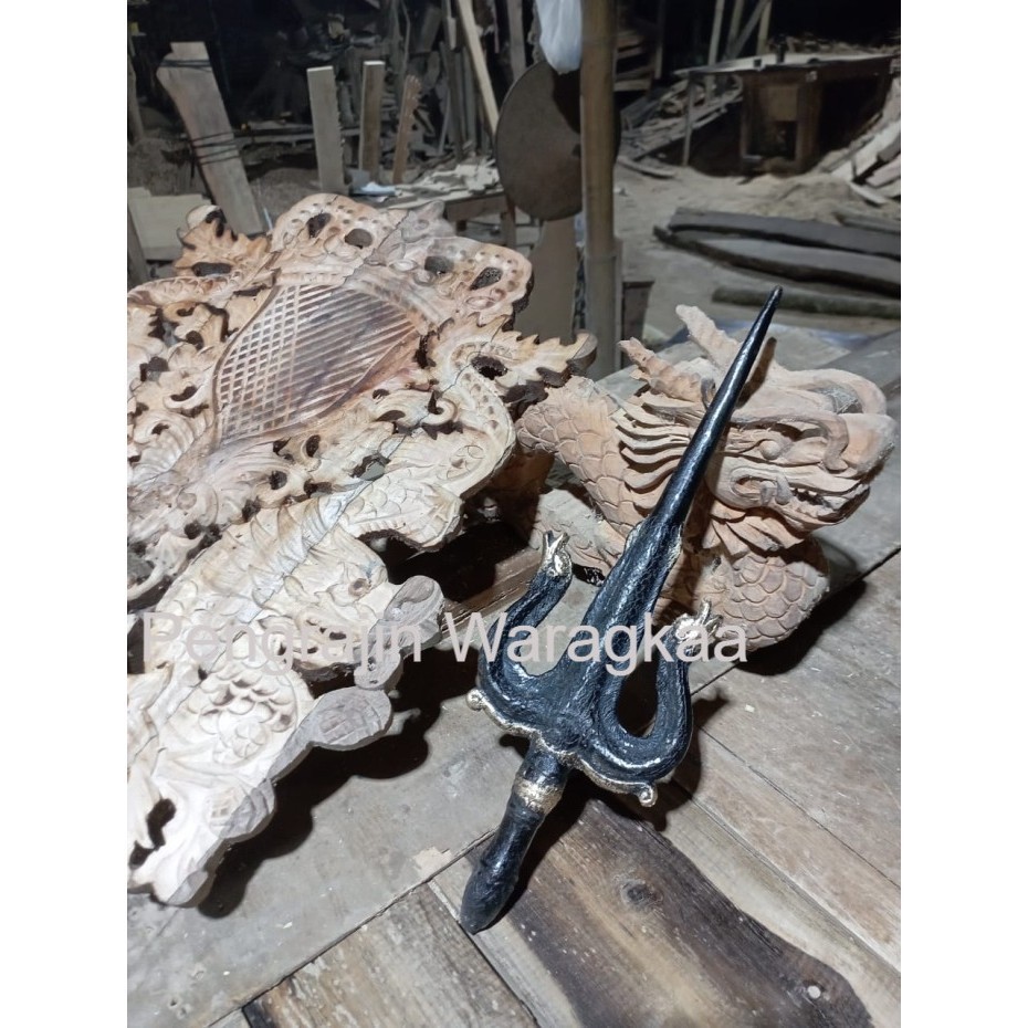 tinggalan raja balaputra dewa berupa kadga naga sungkem estimasi sepuh majapahit nogososro emas peru